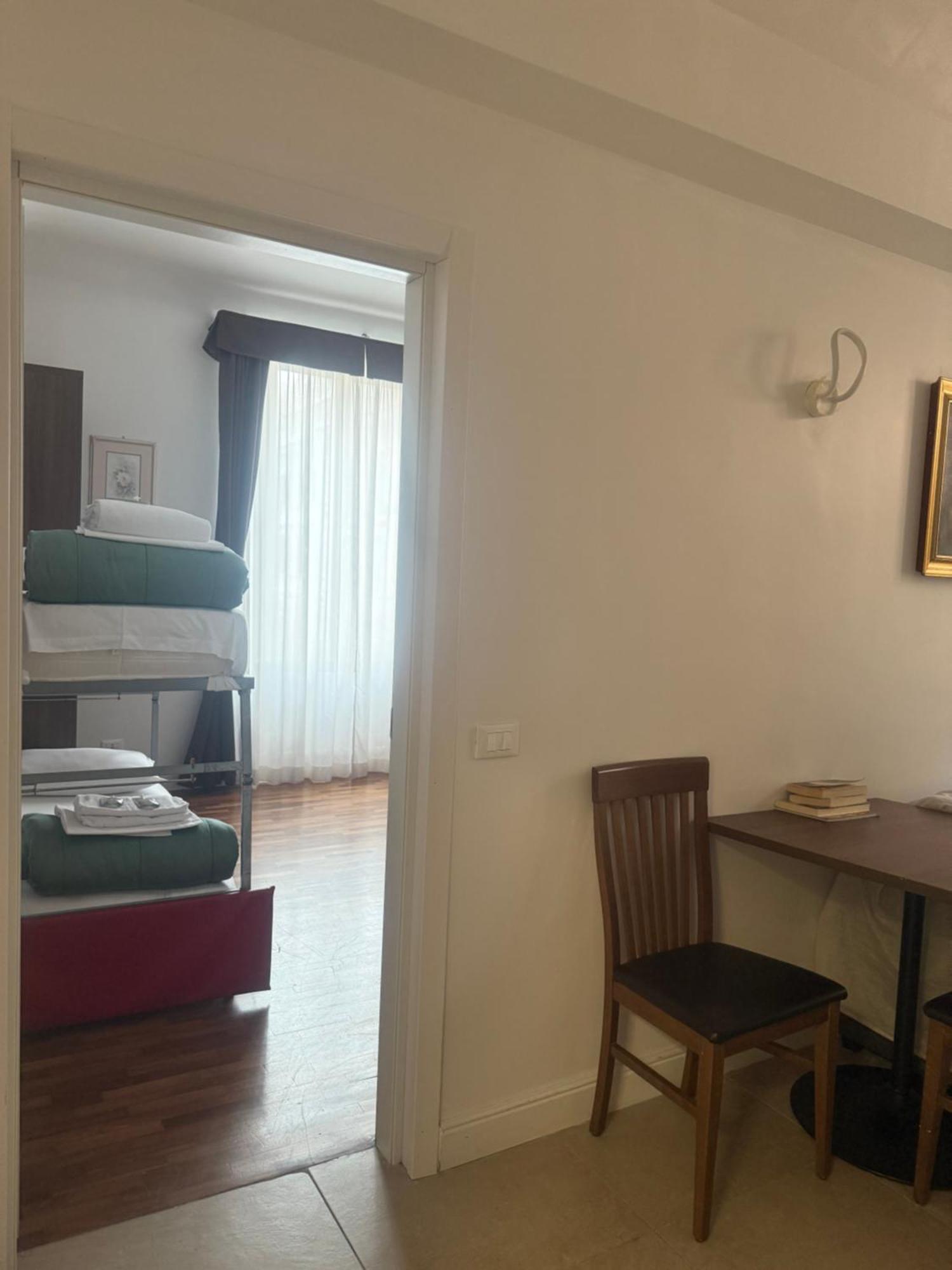 Apartment Grand Cucinetta Rom